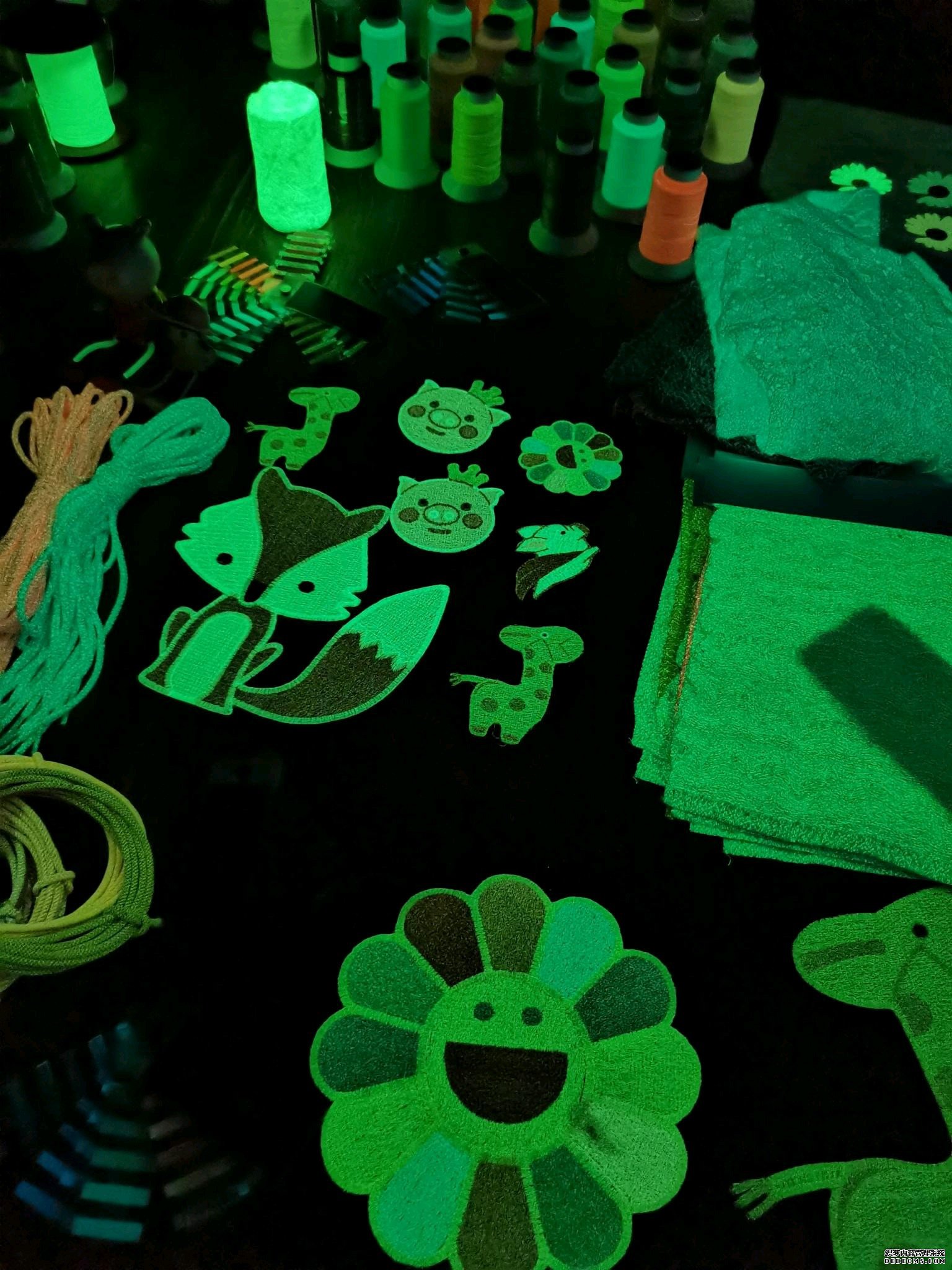 Why use glow in the dark yarn instead of traditional yarn fo